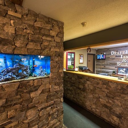 Draft Horse Inn And Suites Arcadia Exterior photo