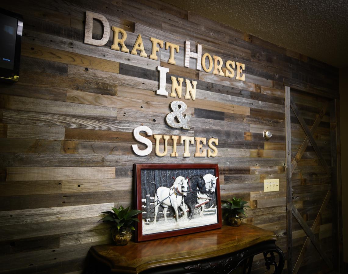 Draft Horse Inn And Suites Arcadia Exterior photo